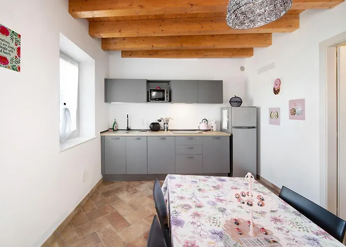 Casale La Coccinella Lavanda * Caprino Veronese